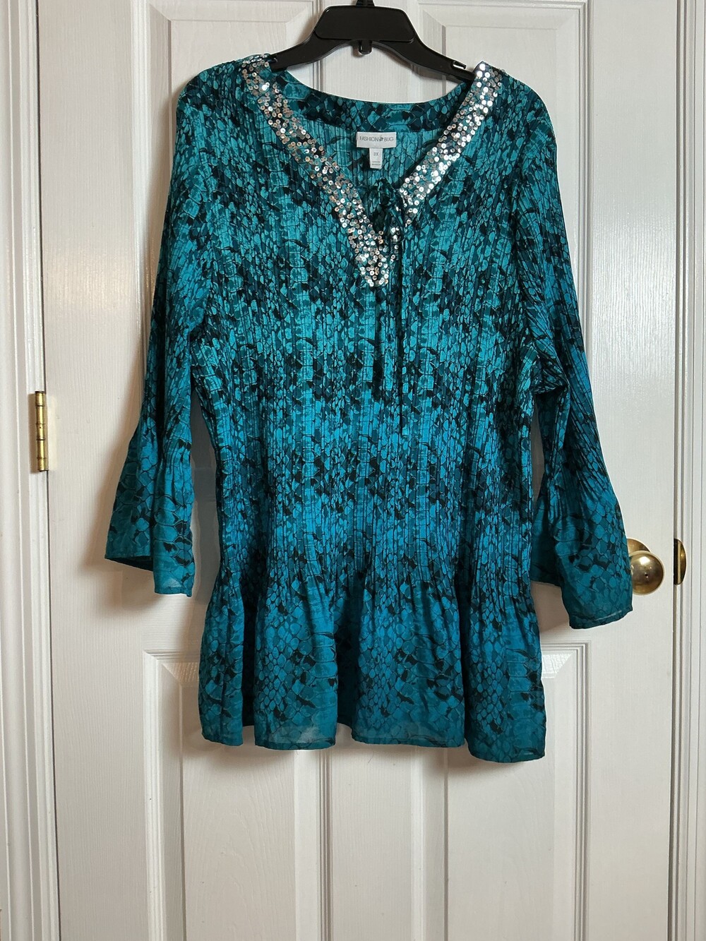 Fashion Bug 3X Teal Blouse with Sequin Trim and Pleated Detail Flowy Tunic Top